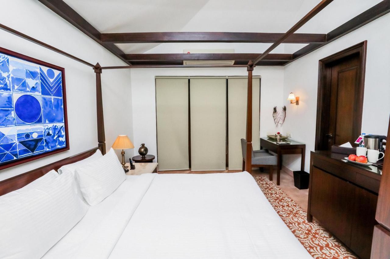 Saptapuri By Royal Orchid Hotels Limited Varanasi Exterior foto